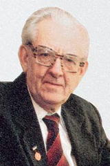 ДУБЛЯНСКИЙ Виктор Николаевич (род. 1930), профессор ПГУ, один из основателей и организаторов современной российской спелеологии