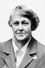 ЗОЛОТОВА Валерия Петровна (род. 1922), палеонтолог-стратиграф.